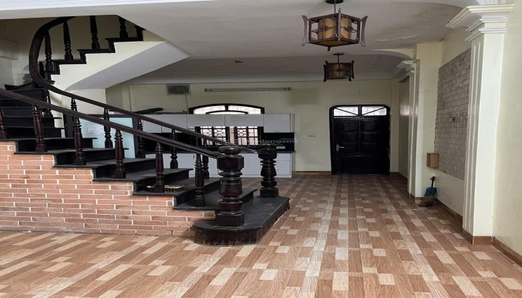 Cho thuê nhà riêng nguyên căn ngõ 168 Hào Nam, 50m2, 4 tầng, 4 ngủ, 13 Triệu/tháng.